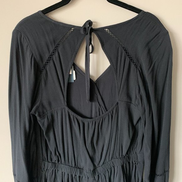 NWT Abercrombie & Fitch Romper (long sleeve w/ back detail) - Black - size Large - Picture 5 of 5